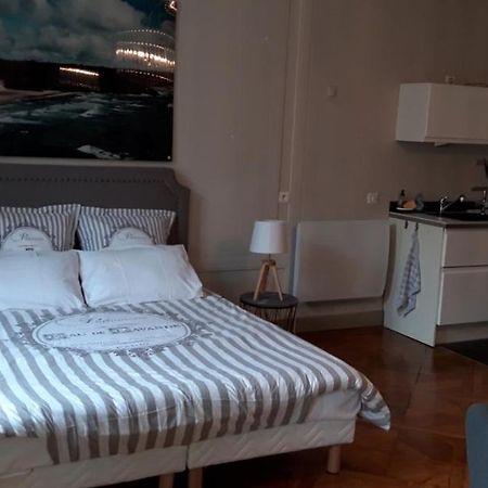 Grand studio en hyper centre Appartement Quimper Buitenkant foto